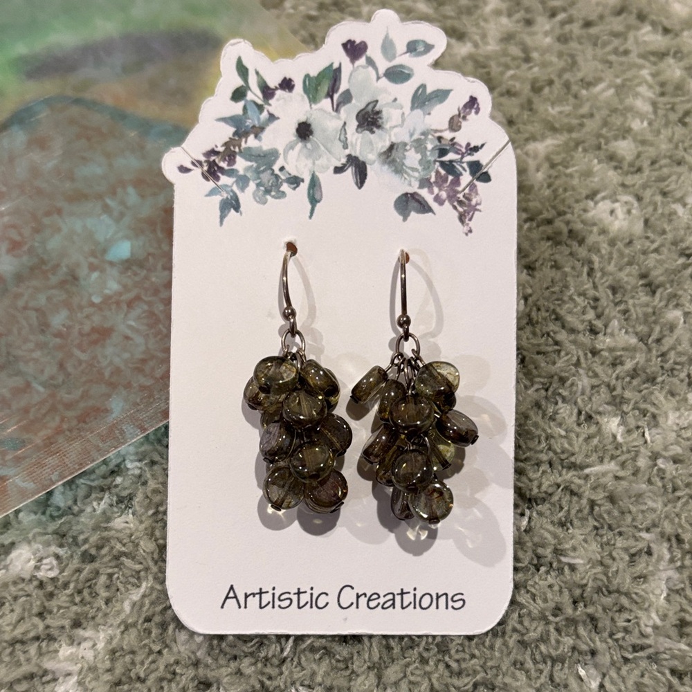Artistic Creations Check Glass Smokey Grey Cluster Beaded Pierced Earrings NWT